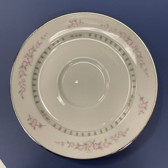 Lenox Other - Set of 4 Bouquet Collection by Lenox Saucer. kk175